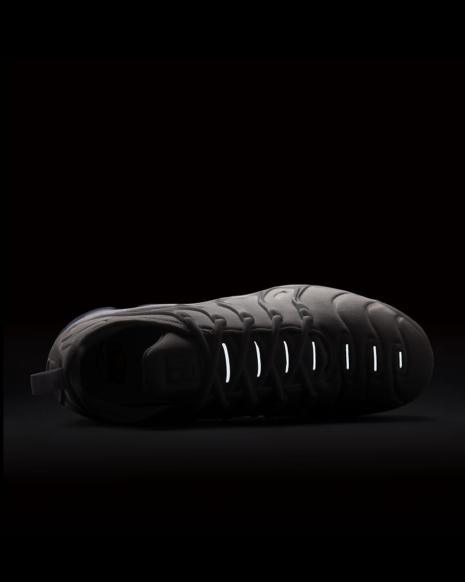 Nike vapor max plus black hotsell